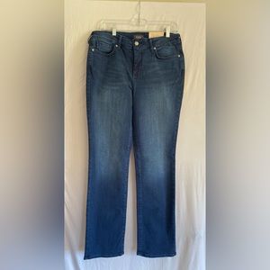 NYDJ- Marilyn straight cut jeans. NWT. Size 10. Retails $119
